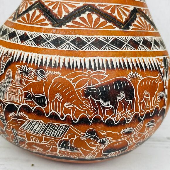 Peruvian Hand Carved Hollow Gourd Fold Art Decorative Scene Signed P. Osores - Picture 4 of 12